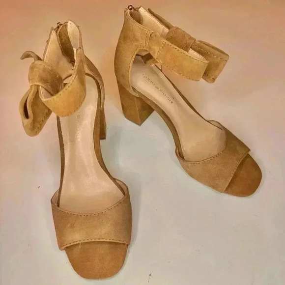 Tommy Hilfiger Tan Cream Sandals with Bow Detail - Picture 5 of 6